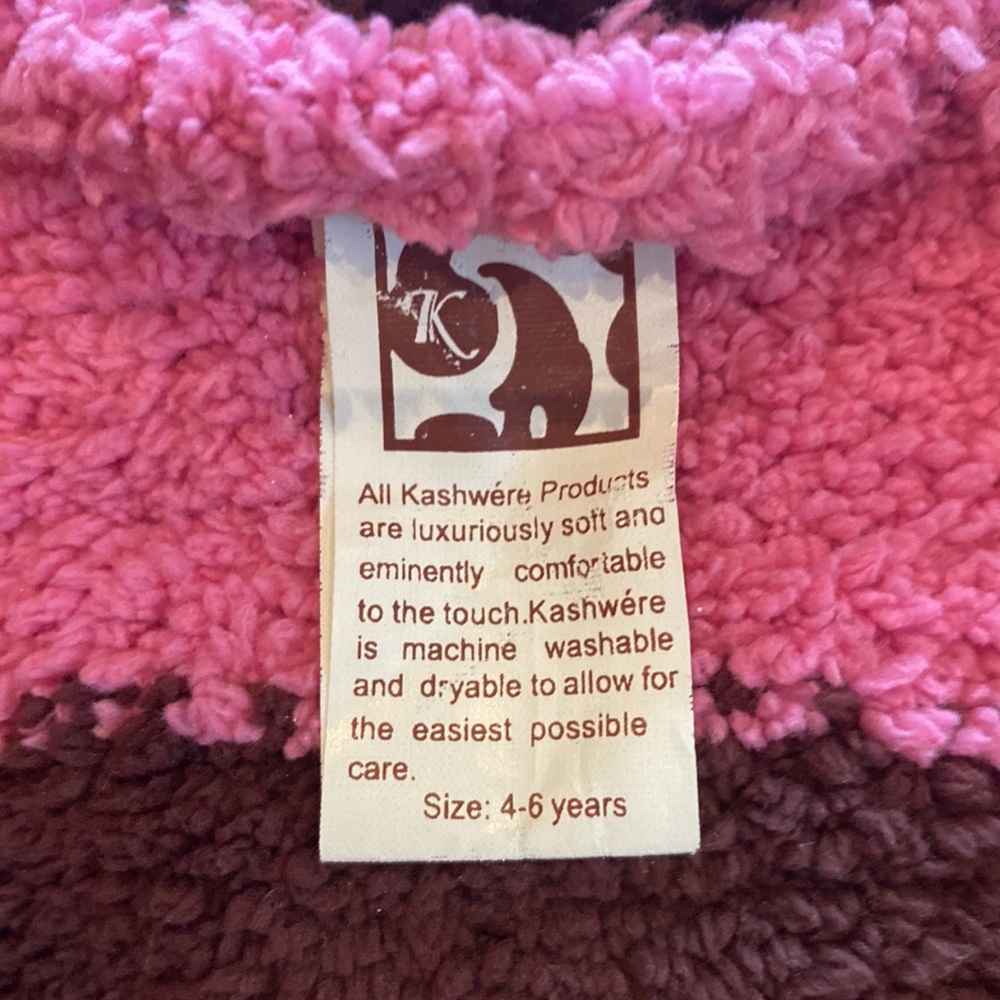 Kashwere girls robe. Size 4/6. NWOT - Picture 5 of 7